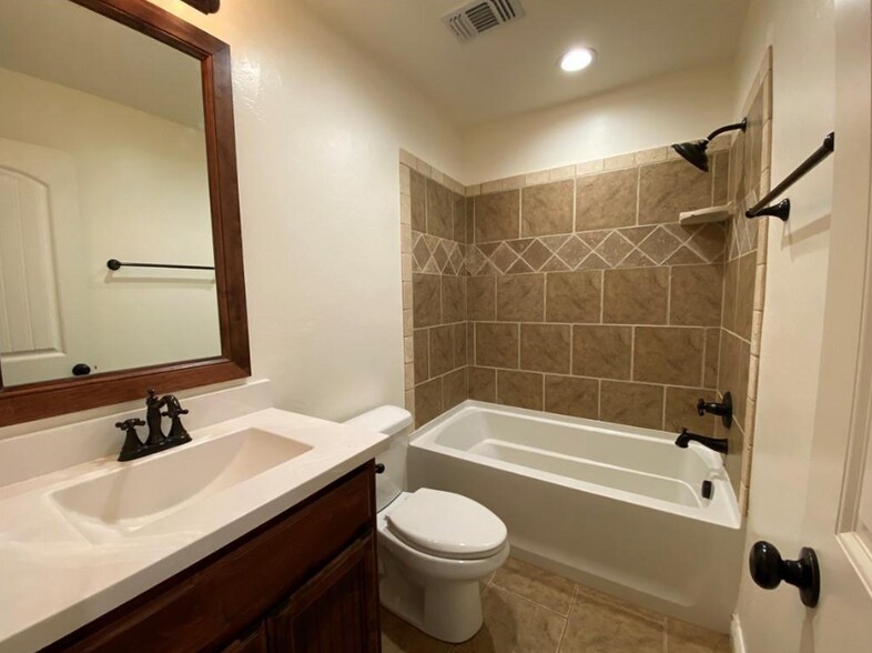 Hall Bathroom - 2452 NW 190th St