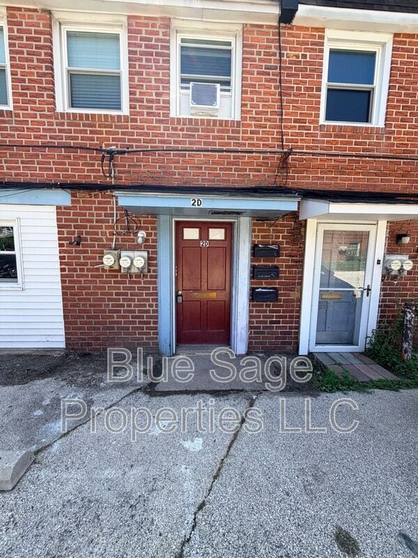 Building Photo - 2 E Manoa Rd