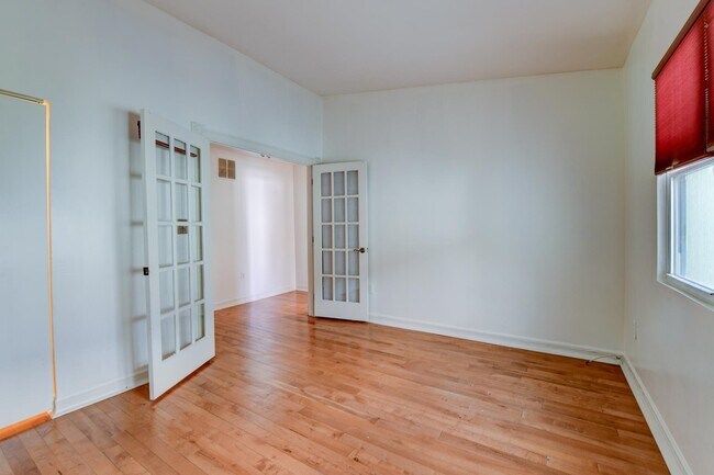 Building Photo - 816 Topsail Ln