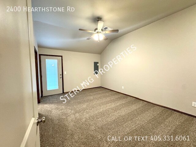 Building Photo - 2400 Hearthstone Rd