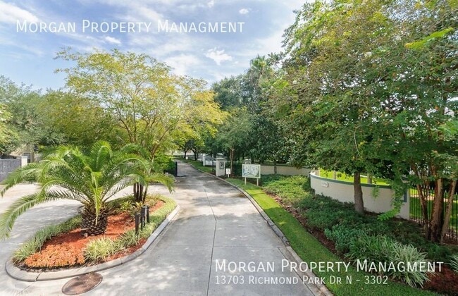 Building Photo - 13703 Richmond Park Dr N