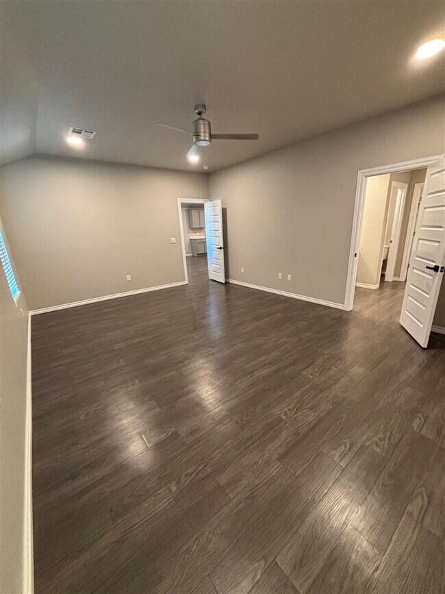 Building Photo - 4301 Christina Ct