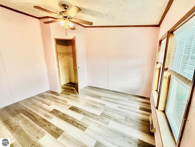 Building Photo - 105 Tippi Trail