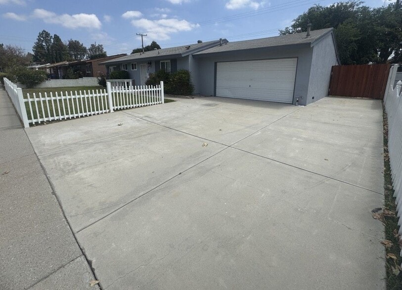 Building Photo - 2296 Cordero Ave