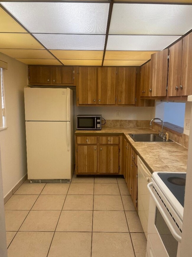 Building Photo - 8500 SW 133rd Avenue Rd