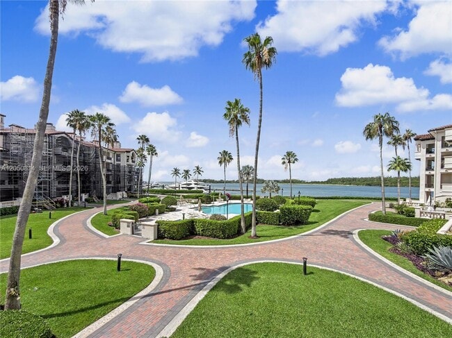 Building Photo - 2124 Fisher Island Dr