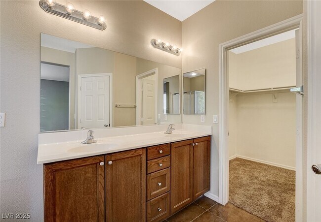 Building Photo - 4126 Blue Manor Ln