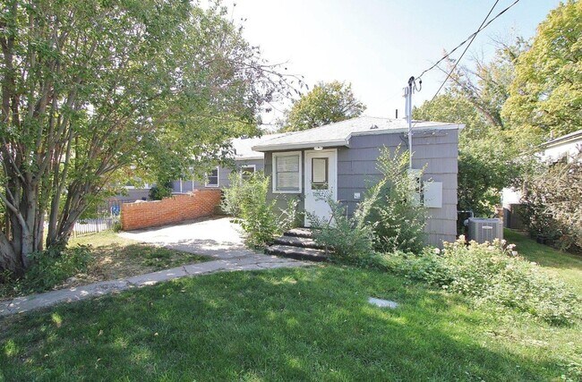 Building Photo - 1210-1212 N 20th St