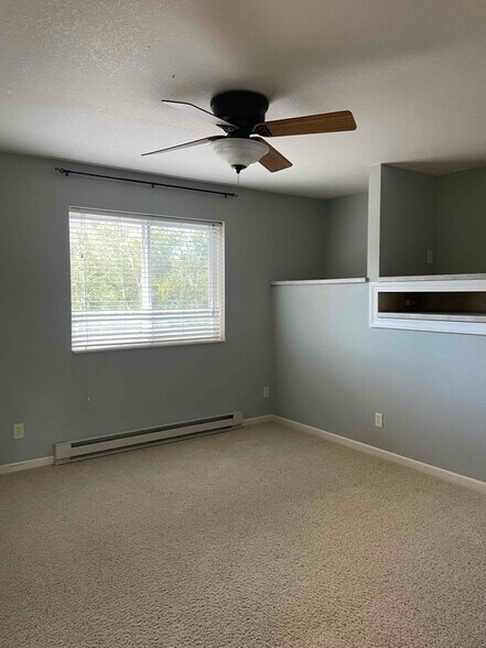 Building Photo - 5185 Samuelson Rd