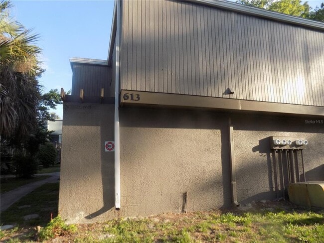 Building Photo - 613 SW 75th St
