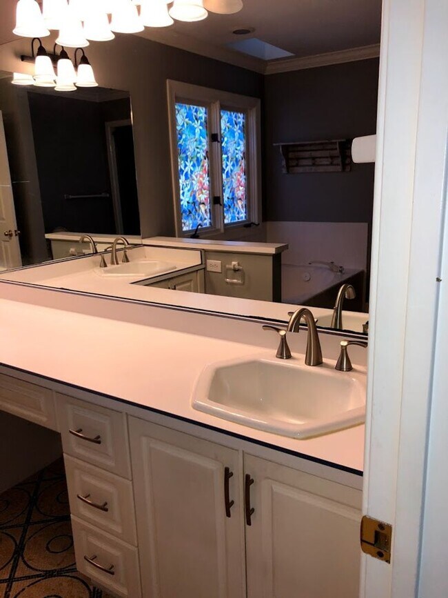 Building Photo - Porters Neck Plantation / Futch Creek Rd