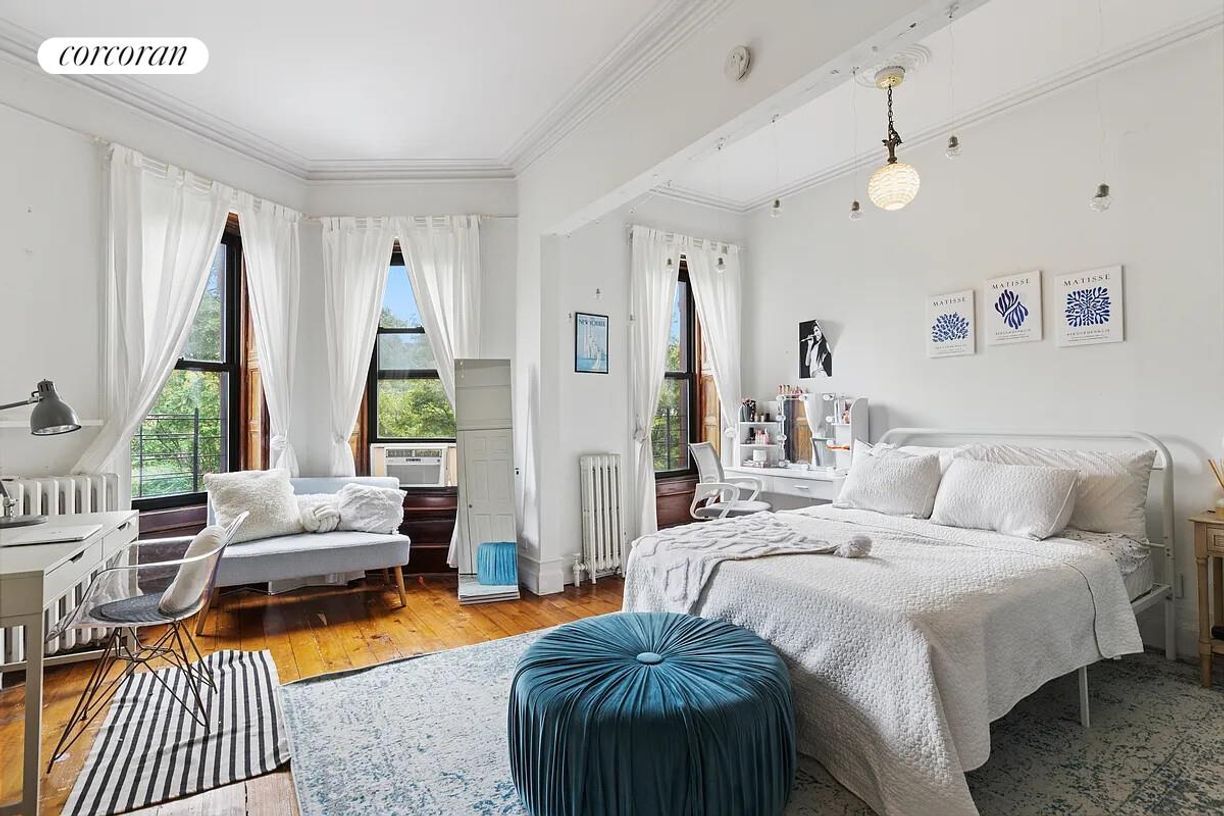 Building Photo - 416 3rd St