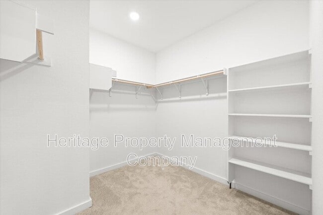 Building Photo - 4044 Rock Ml Dm