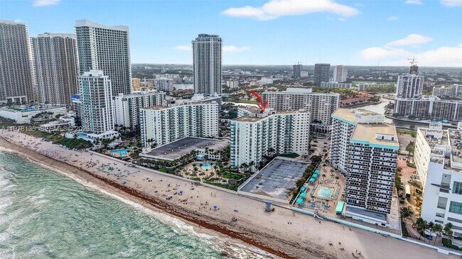 Building Photo - 3801 S Ocean Dr