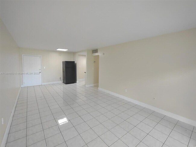 Building Photo - 17101 NW 57th Ave