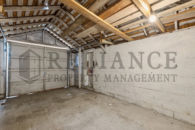 Building Photo - 1836 S Gold St