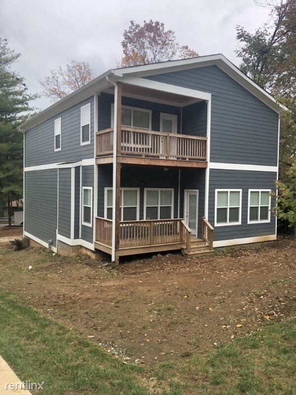 Building Photo - 1530 Riverside Dr