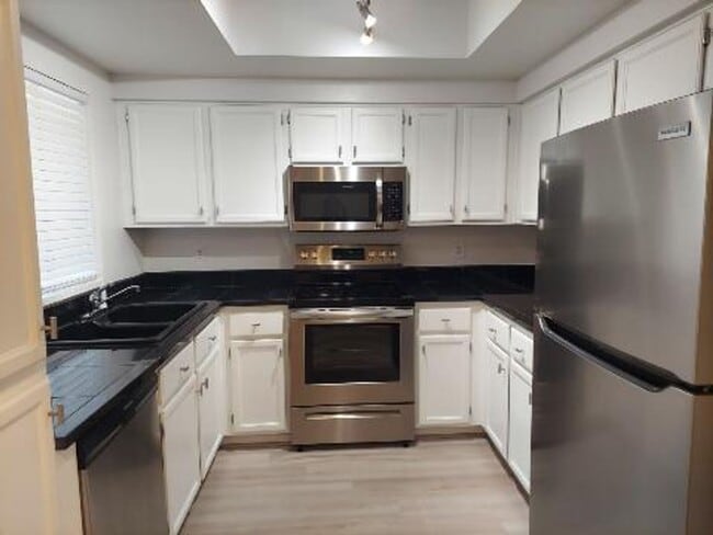 Building Photo - ADORABLE SCOTTSDALE CONDO!