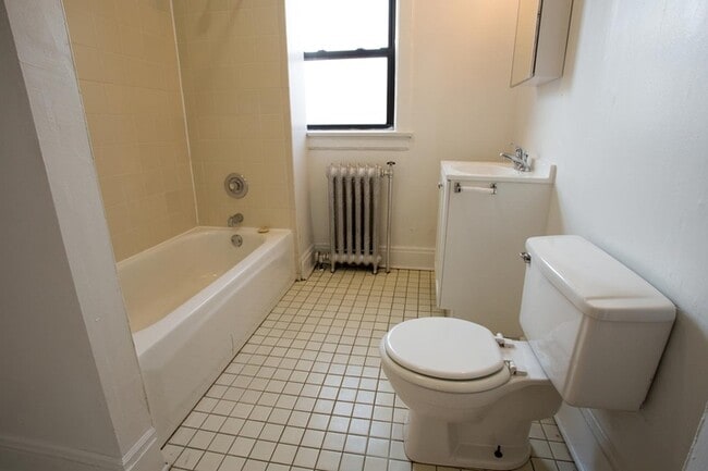 Floorplan - 5202-5210 S. Cornell Avenue