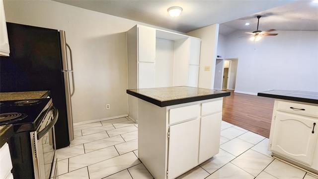 Building Photo - 3905 Windflower Ln