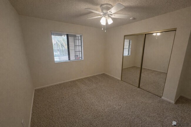 Building Photo - 784 W 37th St