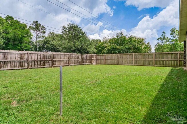 Building Photo - 10880 Deer Run Blvd