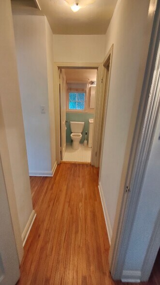 Building Photo - 2124 California Ave