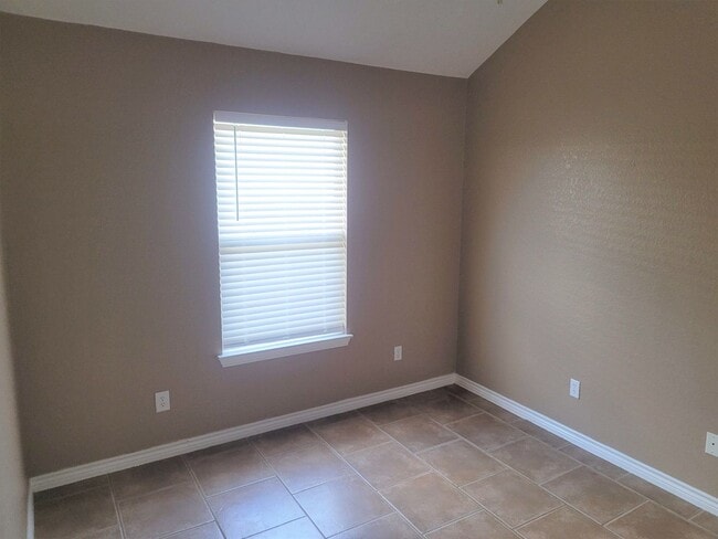 Building Photo - 3027-3029 LodgePole