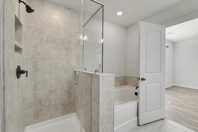 Building Photo - 342 Silverdrop St