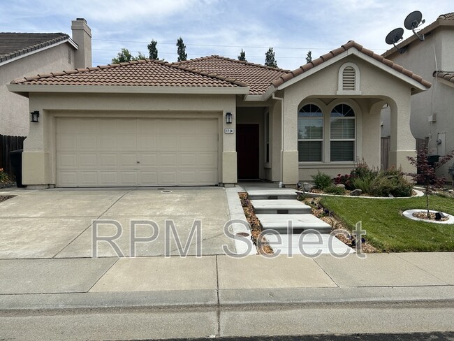 Primary Photo - 1724 Magenta Dr