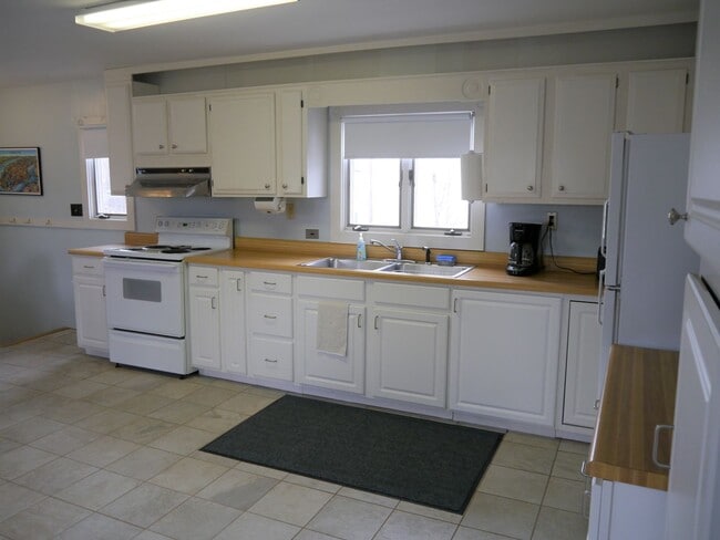 Building Photo - MSMT Clancy House