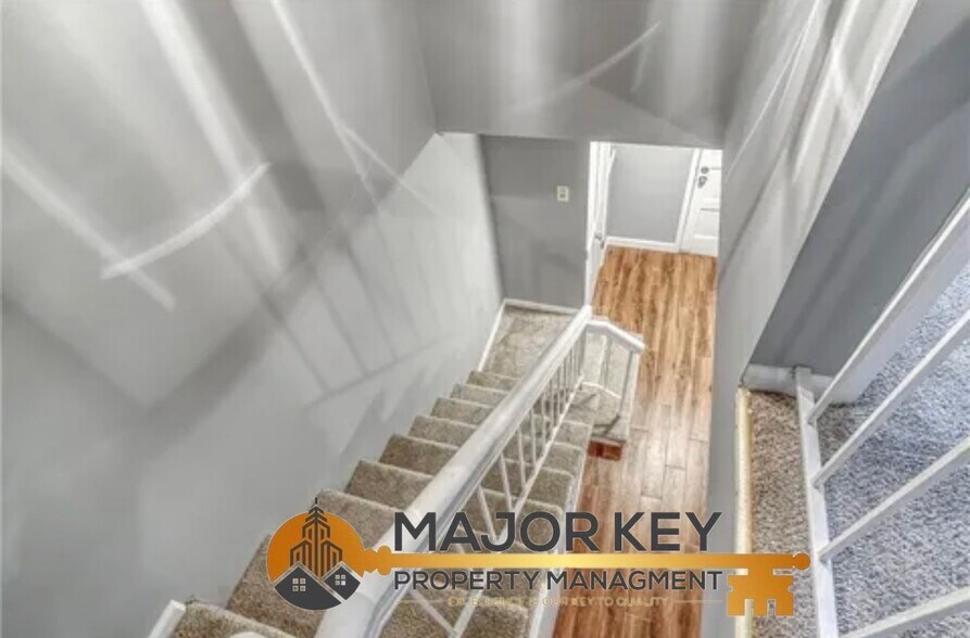 Building Photo - 2340 Beaver Ruin Rd