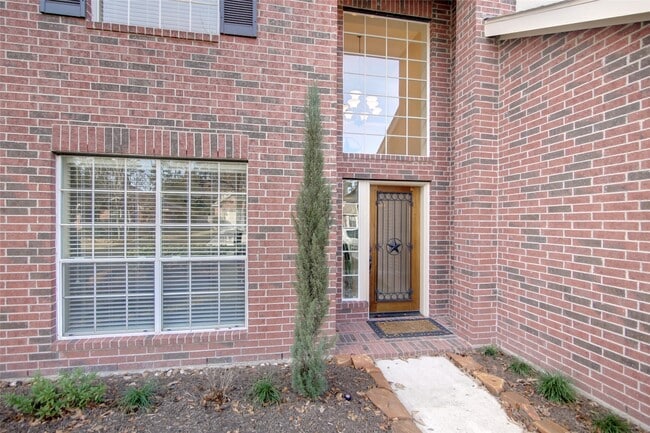 Building Photo - 142 W Russet Grove Cir