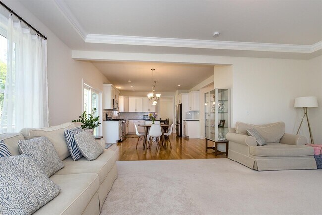 Building Photo - 42 Magnolia Way