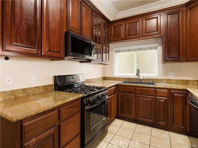 Building Photo - 14026 Lemoli Ave