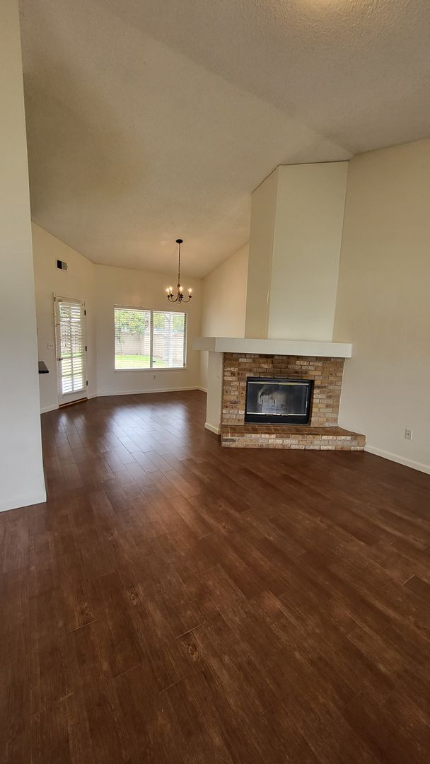 Primary Photo - 6601 Camphor Ct