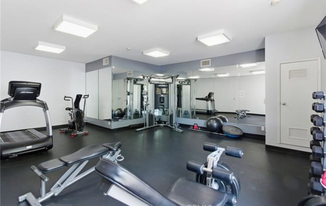 Building Photo - 19350 Sherman Way