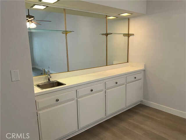 Building Photo - 15933 Alta Vista Dr