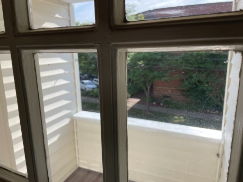 Building Photo - 2041 Murray Hill Rd