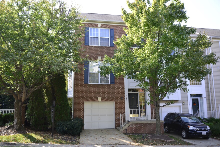 Front1 - 11401 Abner Ave