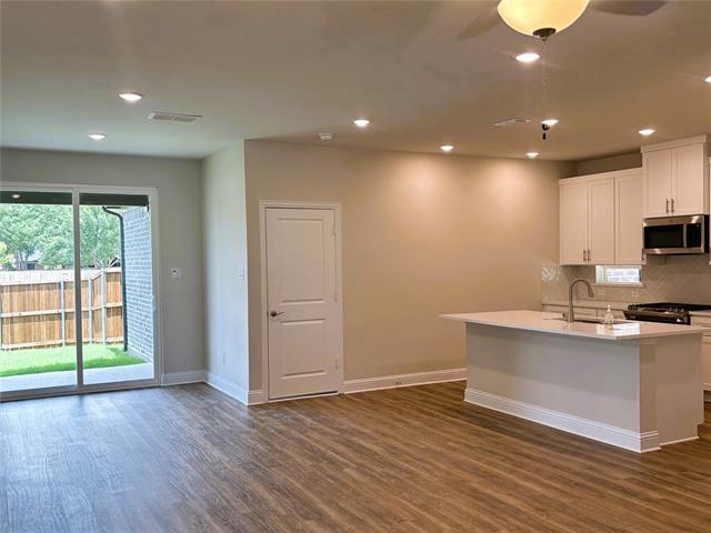 Building Photo - 11642 Chepstow Crescent Ct