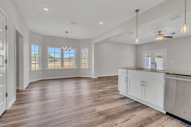 Building Photo - Beautiful NEW 3 Bed 2.5 Bath Townhome in M...
