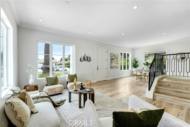 Building Photo - 109 N Parkwood Ave