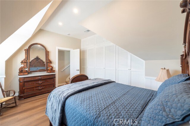 Building Photo - 1835 Manhattan Ave