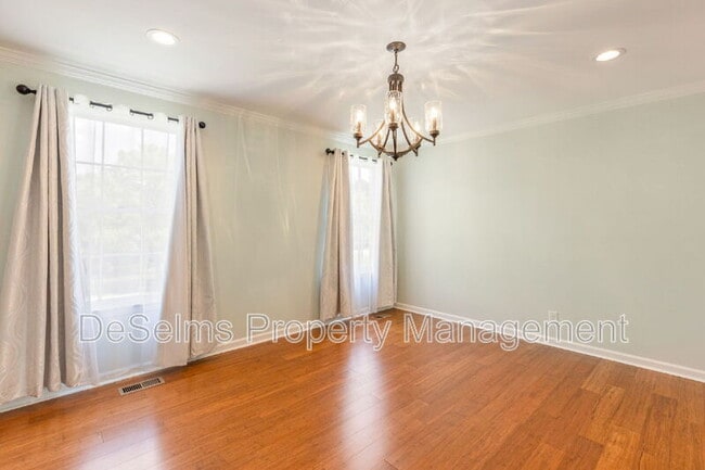 Building Photo - 6999 Tartan Dr