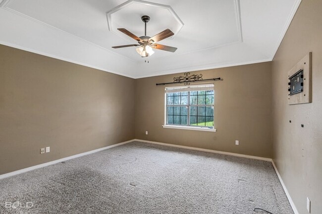 Building Photo - 501 Southwood Dr