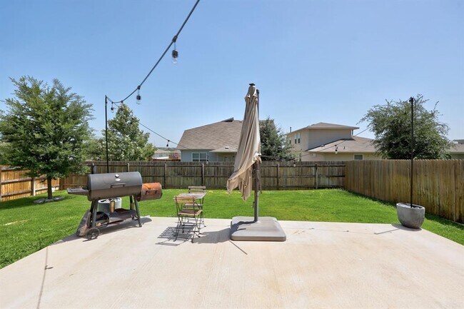 Building Photo - 7800 Linda Michelle Ln