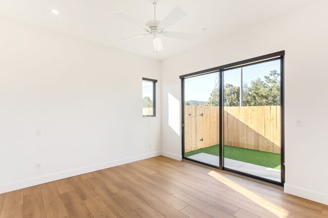 Building Photo - Luxurious Living in Rancho San Diego: Custom Built Home for Rent $5,095