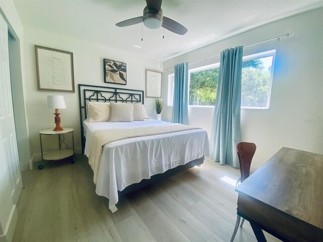 Building Photo - 415 Mapleway