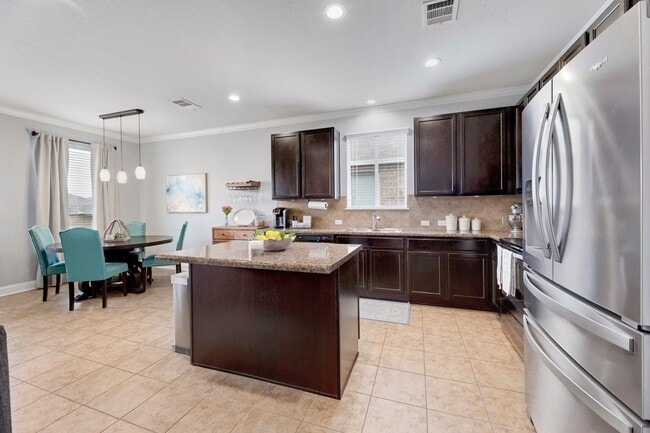 Building Photo - 73 Mallard Ln